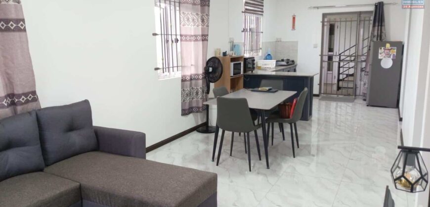 À louer un appartement neuf dans une résidence sécurisée avec piscine commune à Pereybère