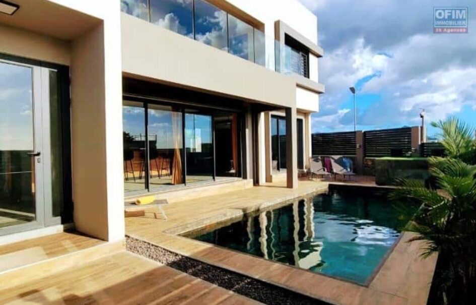 Location d’une magnifique villa contemporaine avec piscine à Flic-en-Flac