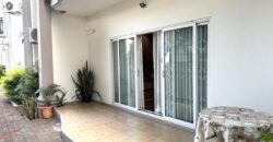 Location d’un magnifique appartement avec piscine commune à 200m de la plage à Flic en Flac Maurice