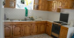 À vendre une grande villa de 200m2 située dans un quartier résidentiel proche de la plage et des commerces à Flic en Flac Maurice