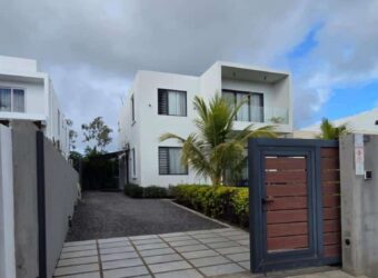 Location d’une villa neuve de 200m2 en plein centre de Grandbaie Maurice