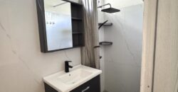 À louer un lumineux appartement avec piscine situé dans un quartier paisible à Flic en Flac Maurice