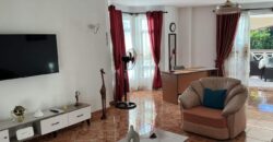 À louer un grand appartement de 195m2 proche de la plage et commerces à Trou aux Biches Maurice