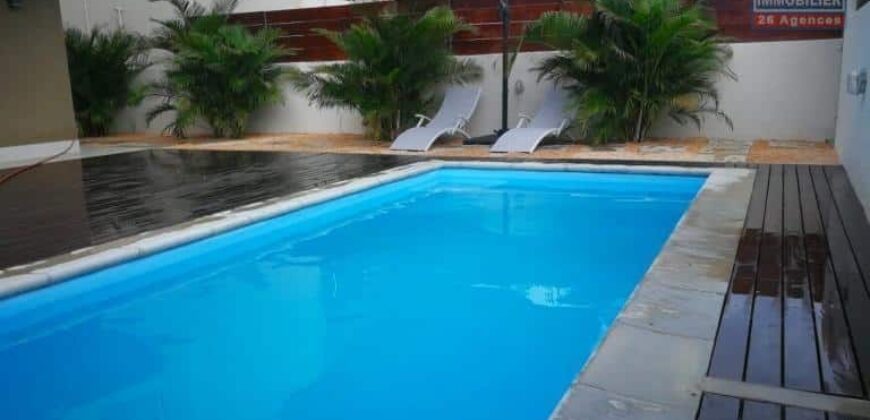 Location d’une ravissante villa avec piscine privée située dans un quartier paisible à Flic en Flac Maurice