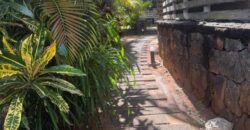 Accessible aux étrangers: En vente appartement duplex meublé avec jardin privatif à 100m de la Plage à Trou aux Biches Maurice