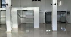 En exclusivité: Location d’un spacieux local commercial de 121m1 avec parking à Grandbaie Maurice