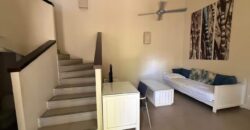 Accessible aux étrangers: En vente appartement duplex meublé avec jardin privatif à 100m de la Plage à Trou aux Biches Maurice