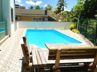 À vendre un charmant appartement de 160 m2 situé dans un résidence sécurisée à Flic en Flac Maurice