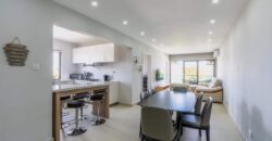 À vendre un charmant appartement de 160 m2 situé dans un résidence sécurisée à Flic en Flac Maurice