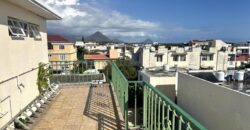 À louer – Appartement spacieux avec garage et vue mer dans une villa au calme à Flic en Flac Maurice