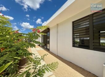 En vente une villa neuve moderne avec piscine dans un lotissement privé à Bois Chandelle Mont Choisy Maurice