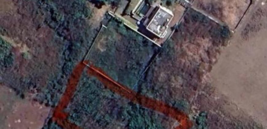 À vendre un grand terrain résidentiel de 44 perches dans un secteur recherché de Calodyne Maurice