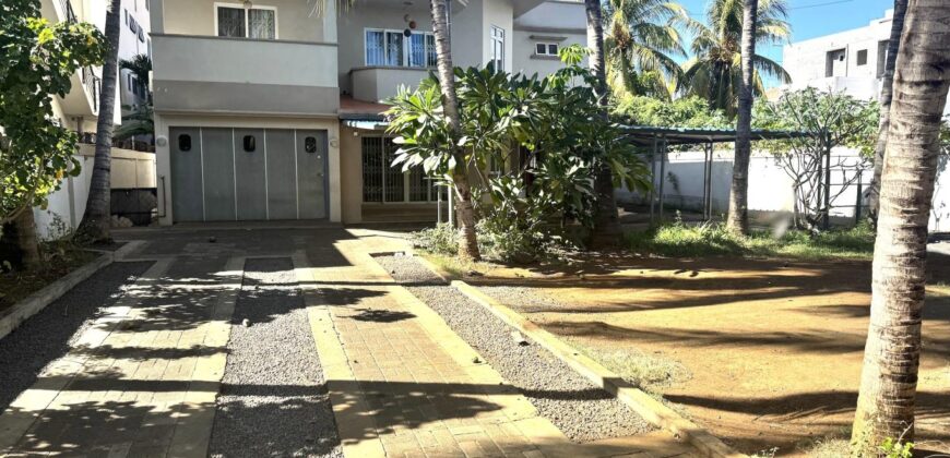 Location d’une grande villa familiale proche de la plage à Flic en Flac Maurice