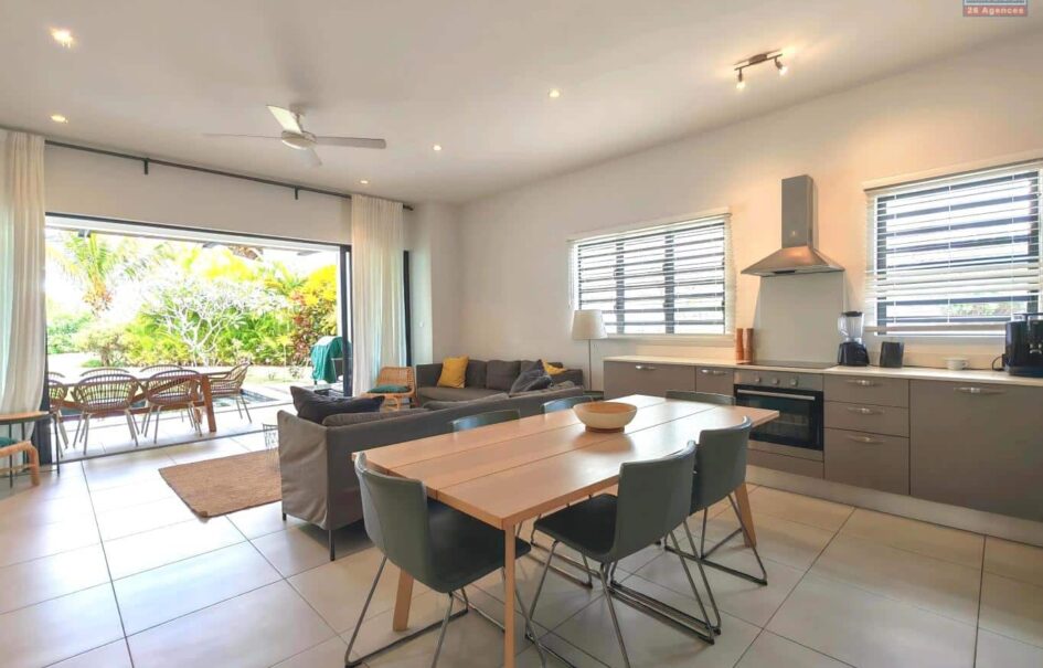 À vendre duplex d’exception avec piscine privée situé à Rivière Noire Maurice