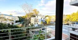 À vendre un agréable appartement dans une résidence avec piscine commune à Flic en Flac Maurice