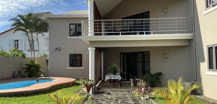 Location d’un appartement moderne de 130m2 avec piscine dans un quartier calme à Calodyne Maurice