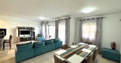 En vente un magnifique appartement meublé de 110 m² dans une résidence sécurisée avec piscine commune à Flic en Flac Maurice