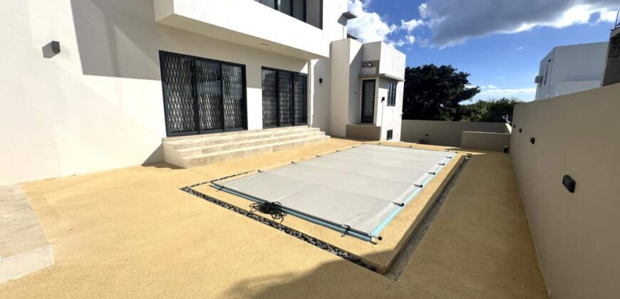 Location d’un appartement neuf avec piscine dans le quartier prisé de Green Creek à Flic en Flac Maurice