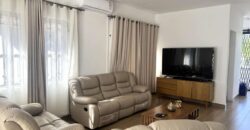 Location d’un appartement neuf avec piscine dans le quartier prisé de Green Creek à Flic en Flac Maurice
