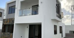 Location d’une villa neuve avec piscine privée ans un quartier résidentiel calme et recherché à Vale Maurice