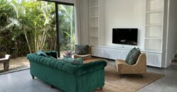 Location d’une ravissante villa contemporaine de 300m2 dans le prestigieux domaine de Bois Chandelle à Grand Baie Maurice
