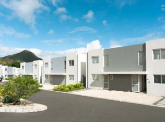 Location d’une magnifique villa en duplex avec piscine privée à Rivière-Noire Maurice