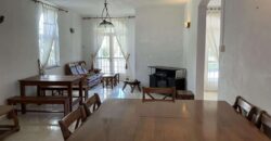 En vente une spacieuse maison de plain-pied avec terrain constructible à Cap Malheureux Maurice