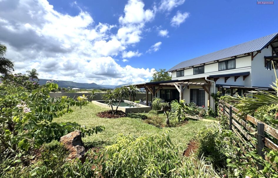 Location d’une élégante villa avec piscine privée dans un lotissement calme à Tamarin Maurice