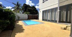 Location d’une villa moderne neuve et moderne avec piscine dans un environnement paisible à Flic en Flac Maurice