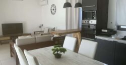 Location d’une villa récente avec piscine proche de plages et commerces à Grand Gaube Maurice
