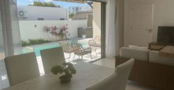 Location d’une villa récente avec piscine proche de plages et commerces à Grand Gaube Maurice