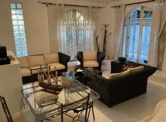 charmante villa familiale de 240 m² à 5 minutes à pied de la plage de Trou aux Biches Maurice
