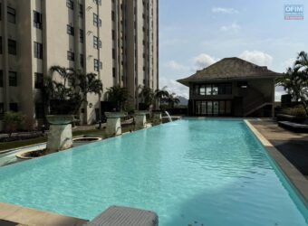 Location d’un charmant penthouse en duplex meublé dans une résidence sécurisée avec jacuzzi et piscine à Sodnac Maurice